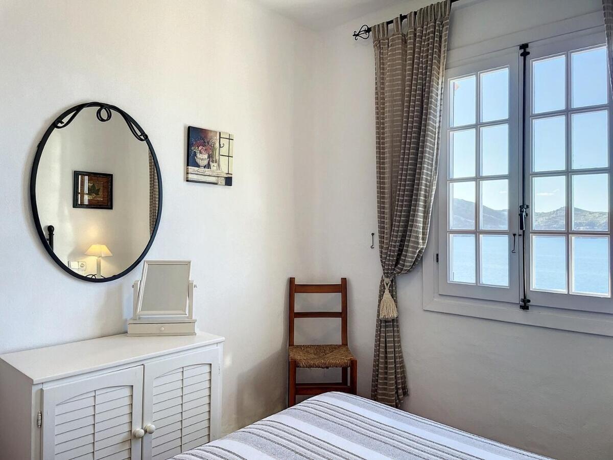 P98 - Bonito Apartamento Sobre El Mar Fornells  Esterno foto