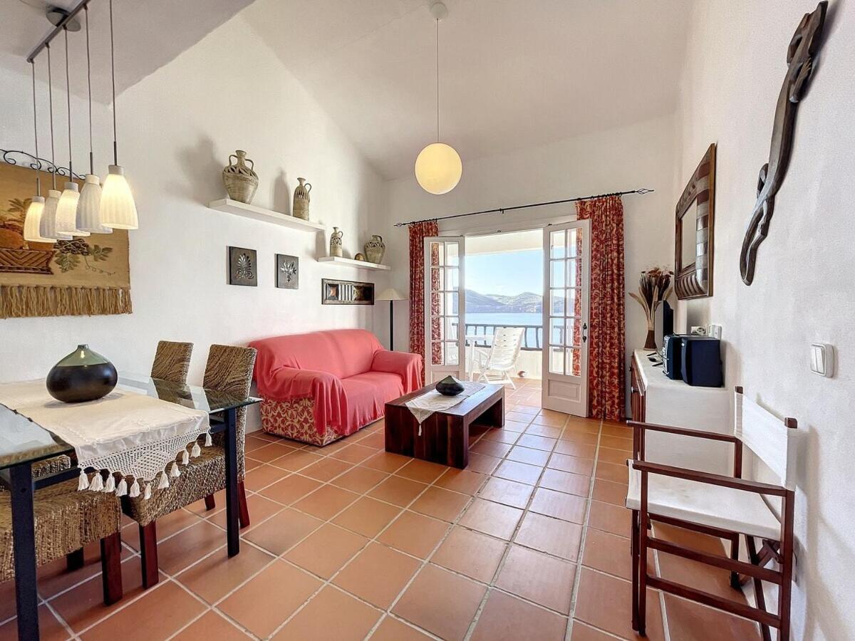 P98 - Bonito Apartamento Sobre El Mar Fornells  Esterno foto