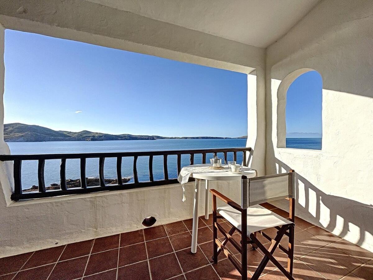 P98 - Bonito Apartamento Sobre El Mar Fornells  Esterno foto
